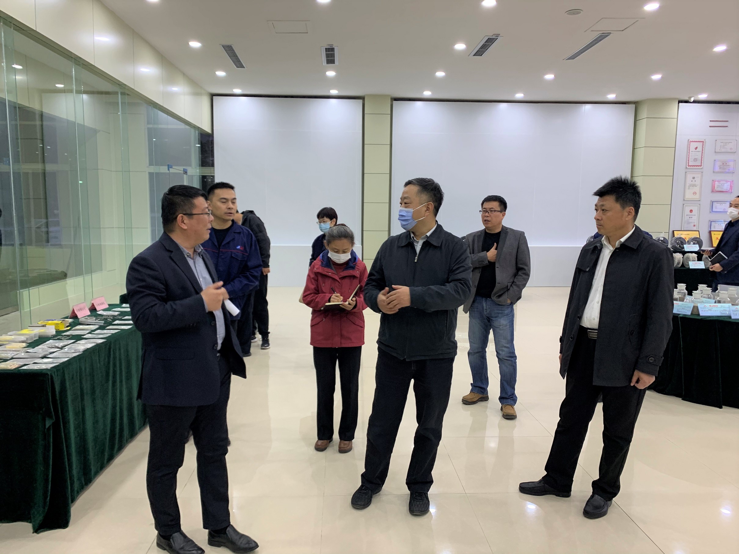 1606782379469870.jpg 微信图片_20201113103231.jpg